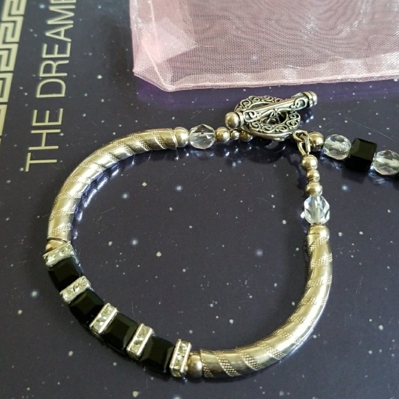 Austrian Crystal and Silvertone Bracelet - Picture 2 of 6
